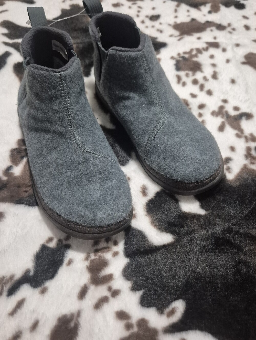Chaco Gray Wool Chelsea Boot - Comfort Slip-On Bootie :9 - Picture 12 of 13
